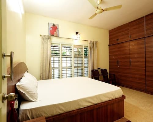 Hoovinamane Bedroom 4