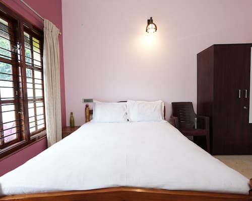 Hoovinamane Bedroom 3